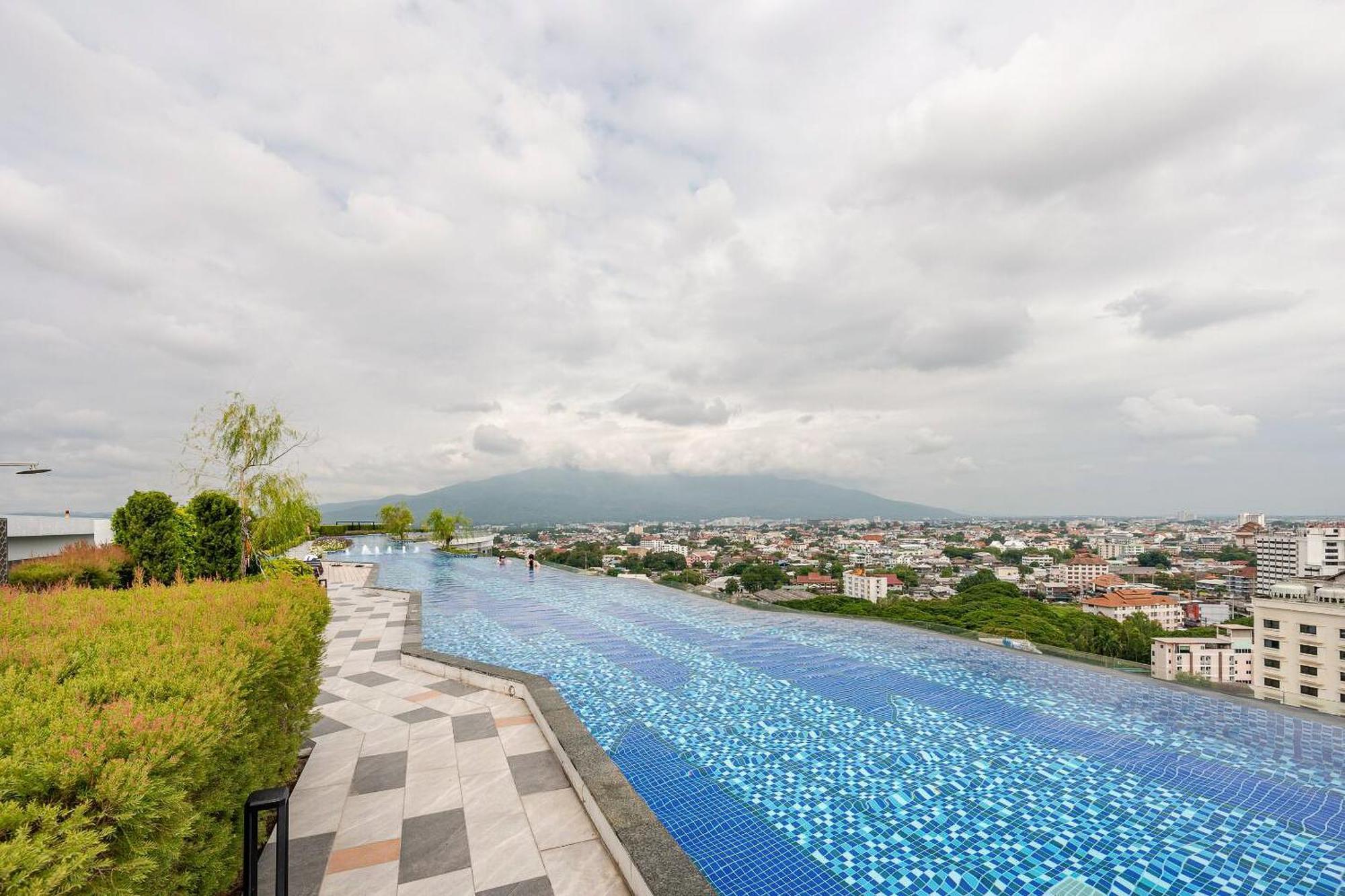 Apartment The Astra Sky River *