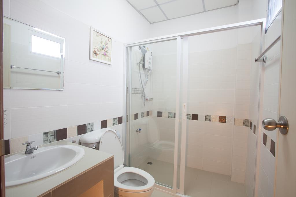 Orawan Aparthotel 3*