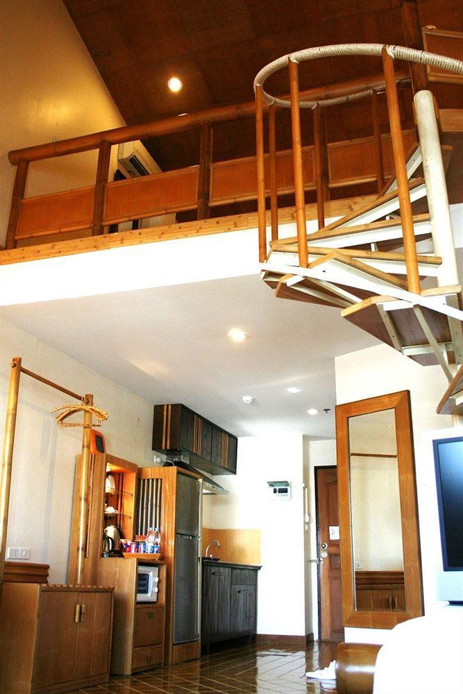 Hostel Alexa Nimman Chiang Mai