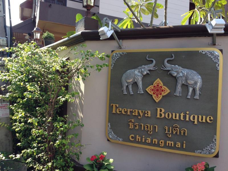 Hostel Teeraya Boutique *