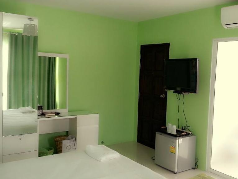 Bupa Montra Resort 2*