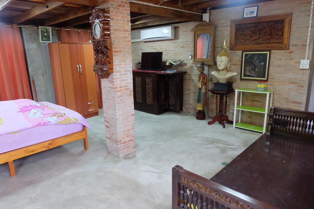 The Airport Guest house Chiang Mai