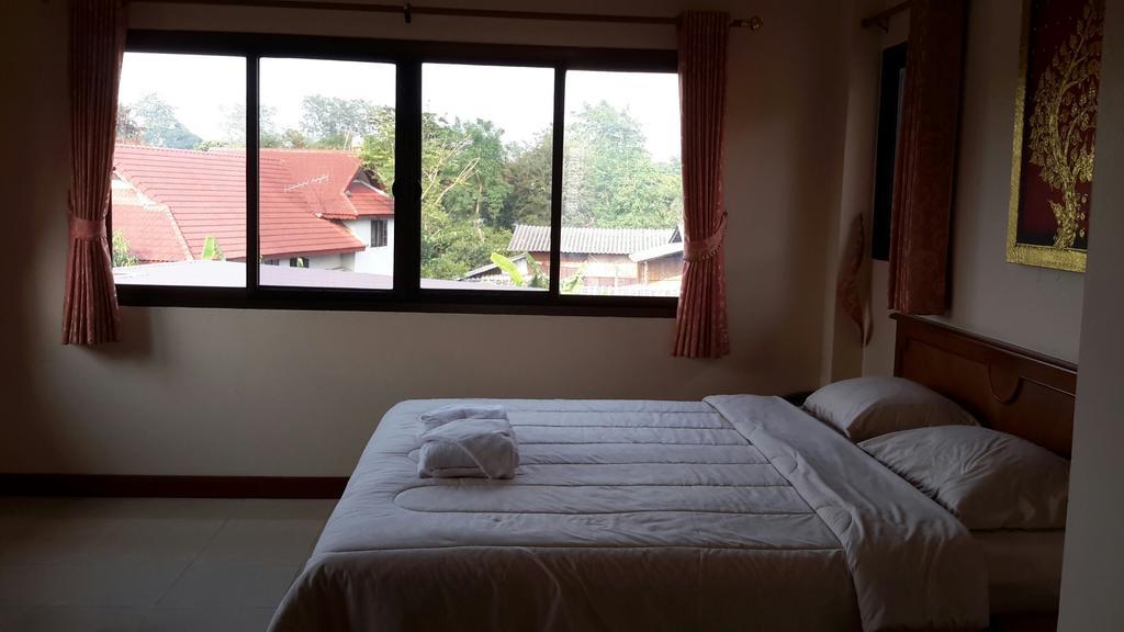 Donchai House Guest House& Cafe Penginapan 2*