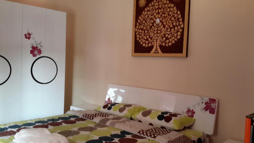 Donchai House Guest House& Cafe Penginapan Chiang Mai