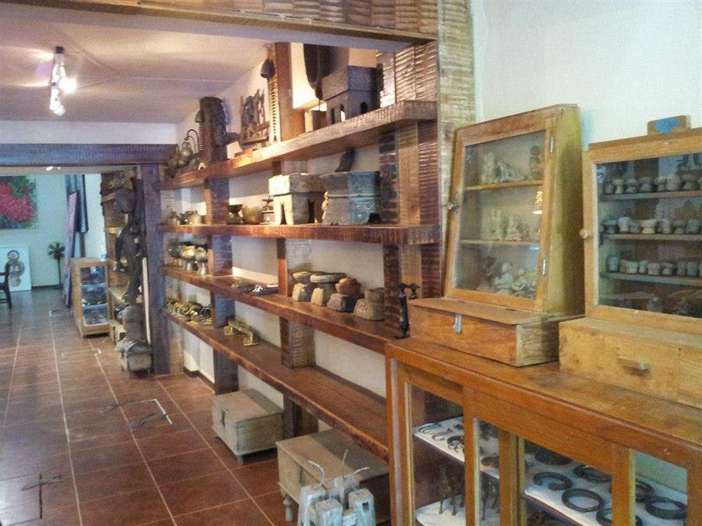 1 Nimman Gallery