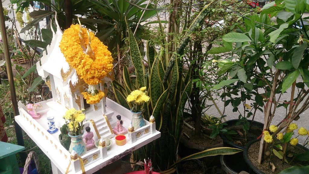 Like * Chiang Mai