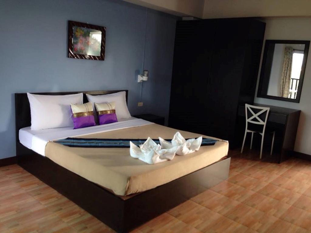 Golden Palace Aparthotel