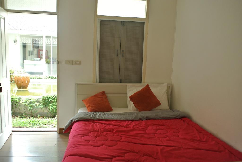 White Chalet 2*
