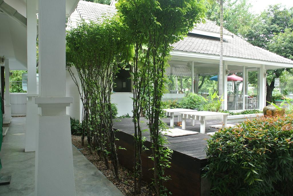 White Chalet 2* Chiang Mai