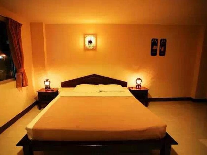 Hotel I