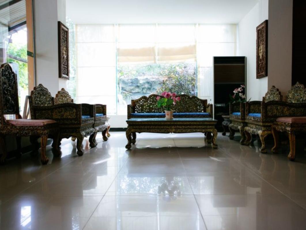 Hotel At The Train Chiang Mai