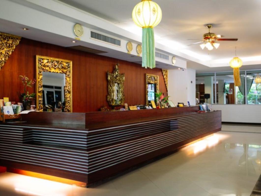 Hotel At The Train 3*