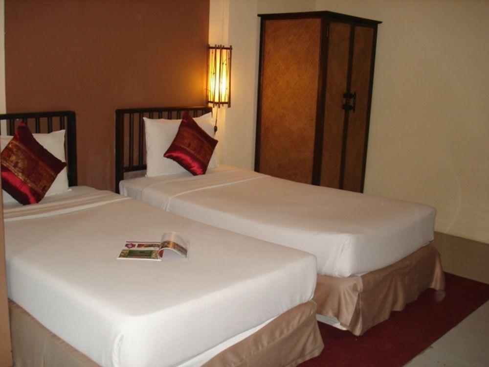 Hotel Night Bazaar Place Chiang Mai
