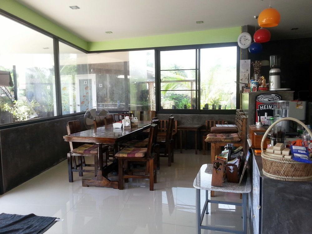 Donchai House Guest House& Cafe