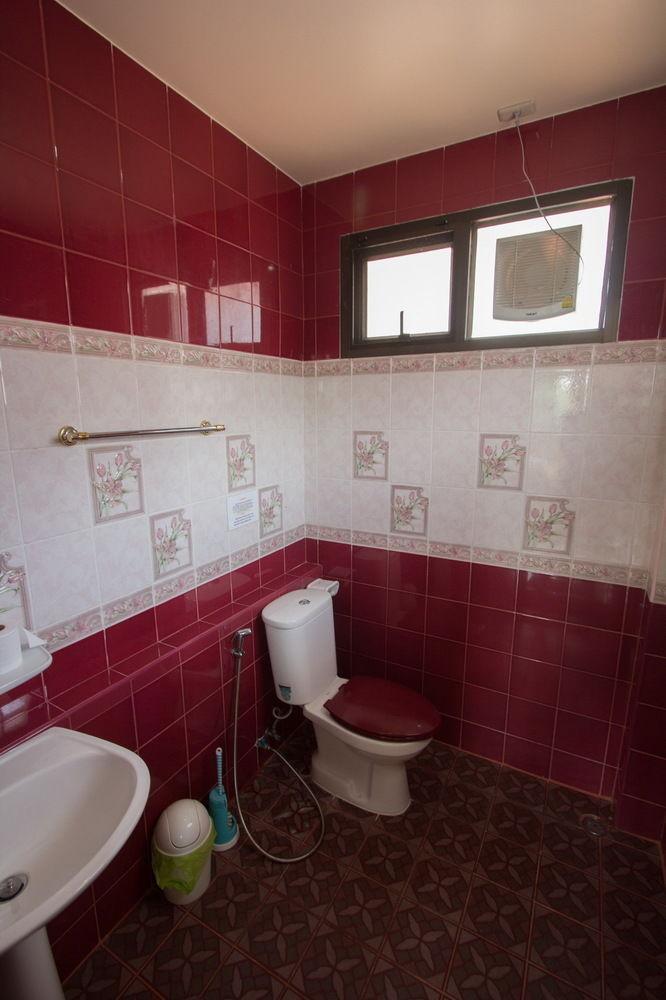Penginapan Donchai House Guest House& Cafe Chiang Mai