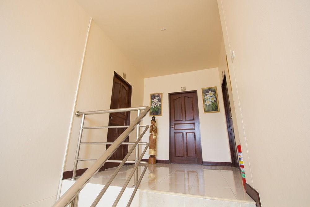 Donchai House Guest House& Cafe