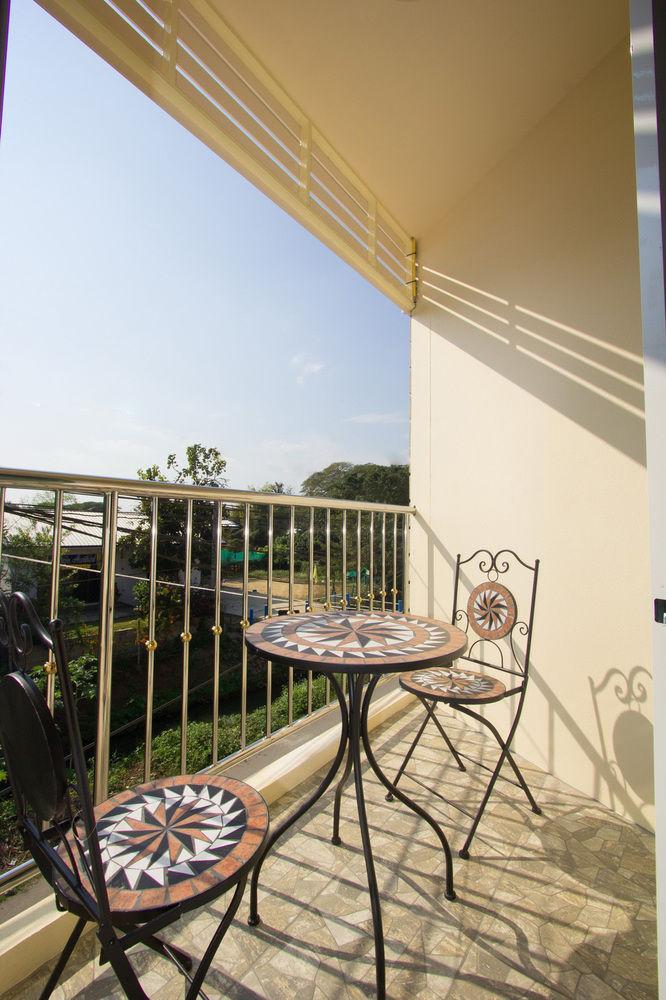 Penginapan Donchai House Guest House& Cafe