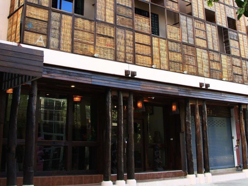 1 Nimman Gallery Hotel