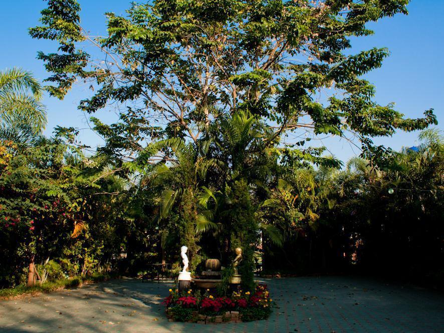 Baan Puang Petch Tempat peranginan 3*