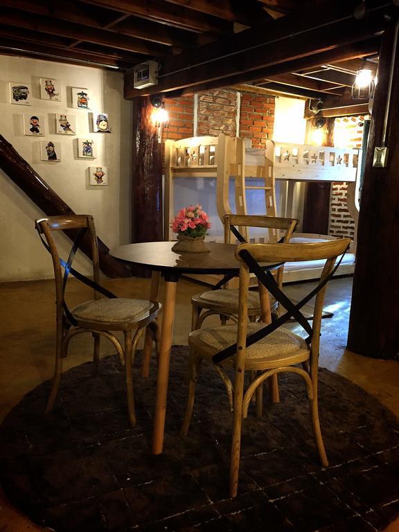 Loghome Boutique