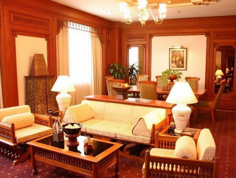 Hotel Chiangmai Plaza