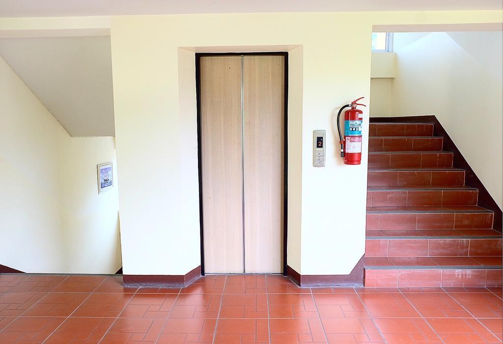 Tikky Place Hostel