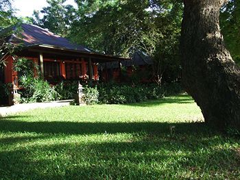 Resort Baan Nam Ping Riverside