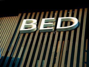 Bed Phrasingh-Adults Only