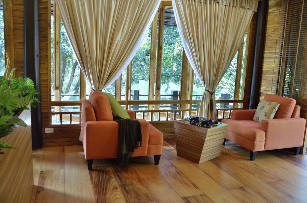 32 Coffee Hill & Chiang Mai