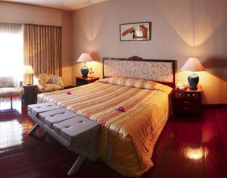 Hotel Pornping Tower 3*