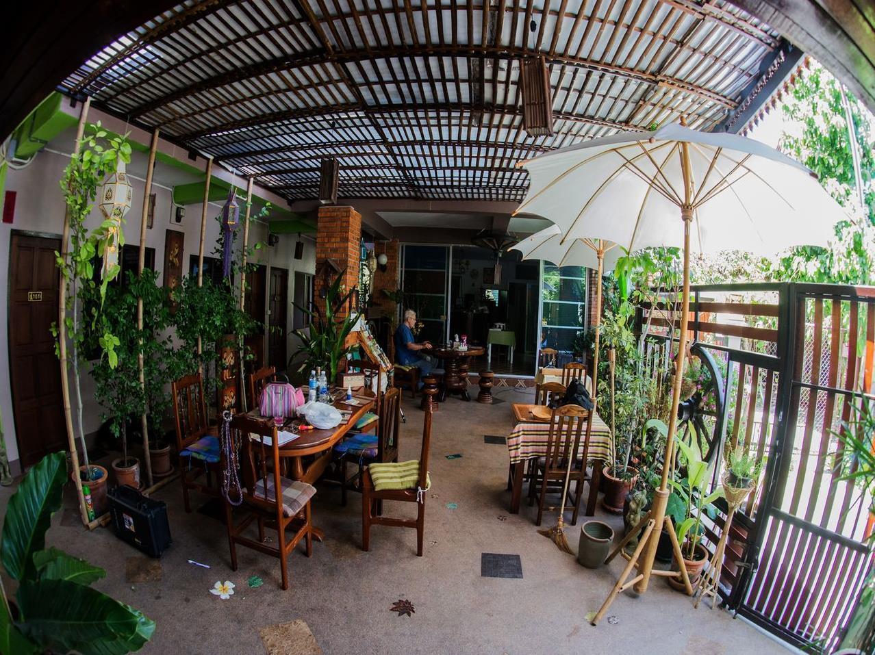 Baitong 2* Chiang Mai