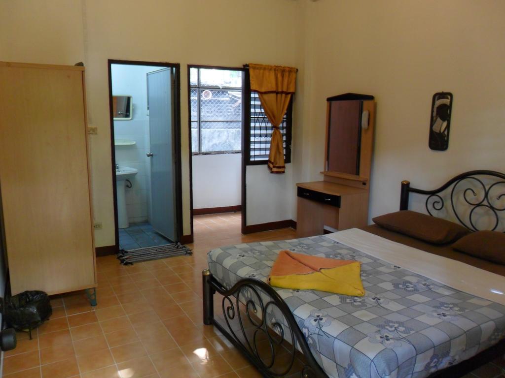 Gasthof The Cm White House Chiang Mai