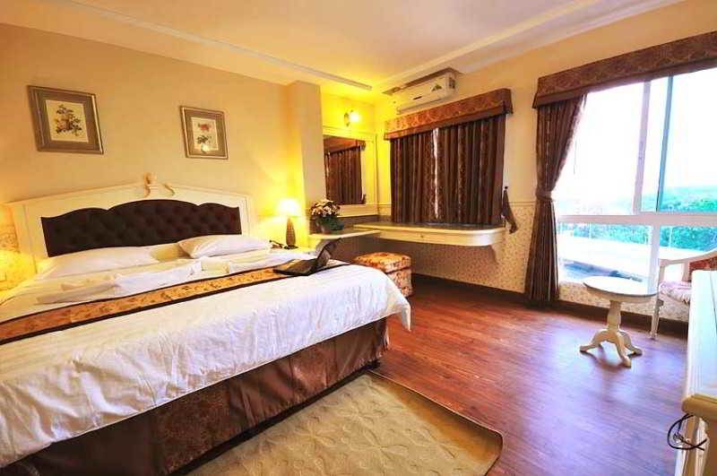 The Airport Greenery Hotel 4*