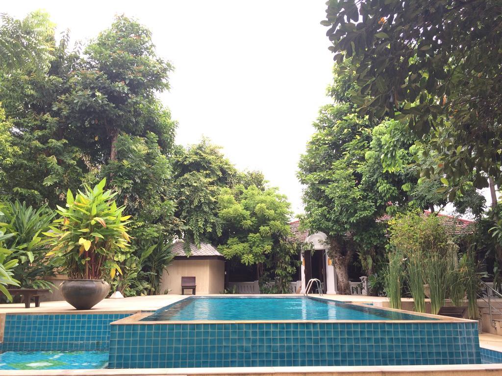 Changpuak Hotel