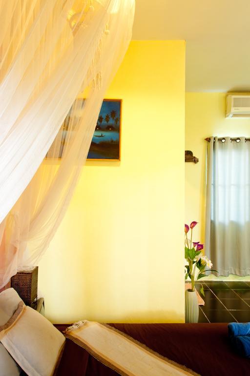 Baan Puang Petch Tempat peranginan 3*