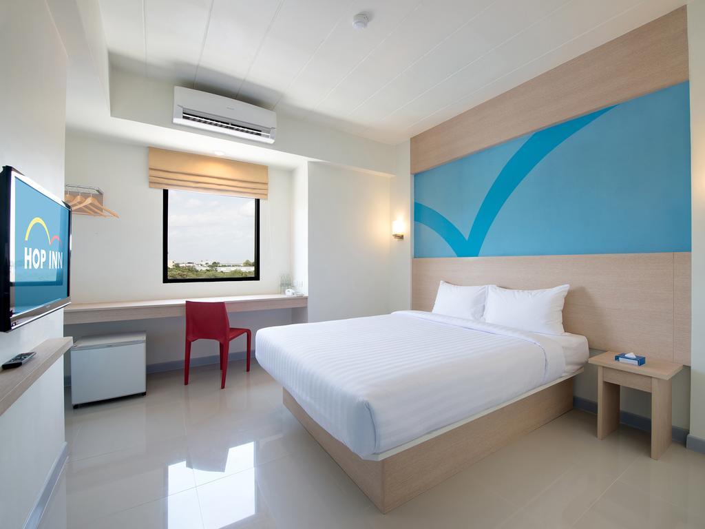 Hop Hotel 2*