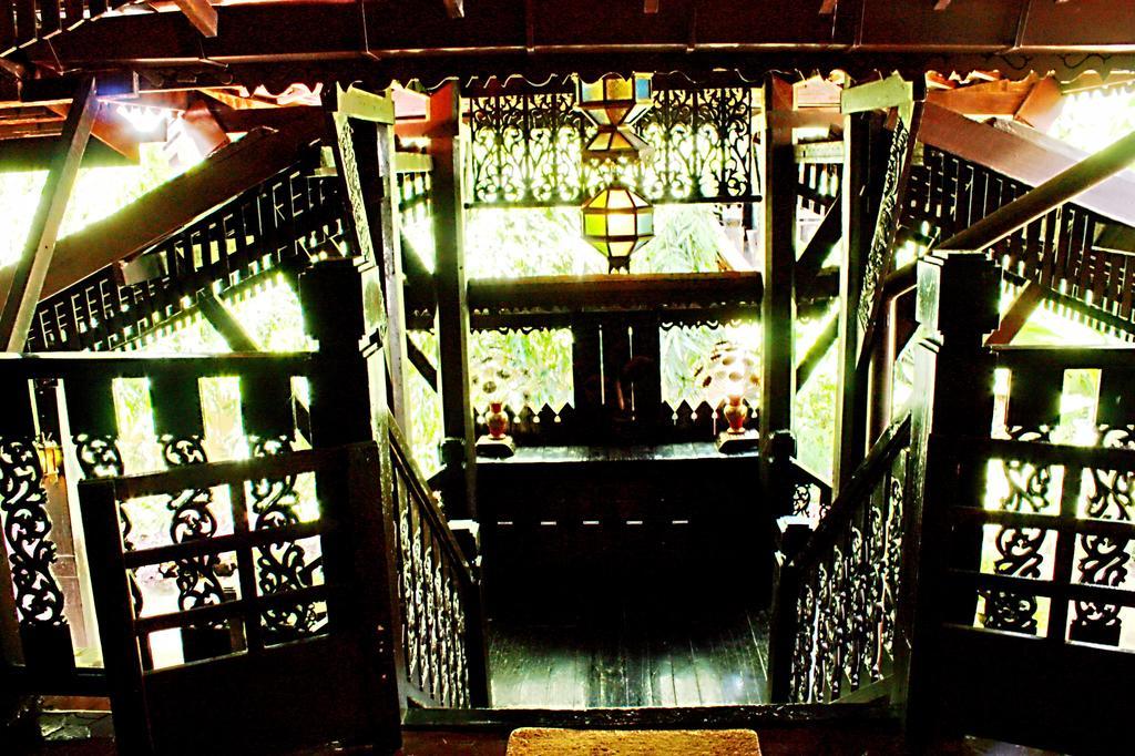 Club One Seven Gaymen Hotel Chiang Mai