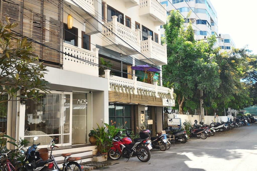 Apartment Nimmanheamin Road Hillside Condo2 *