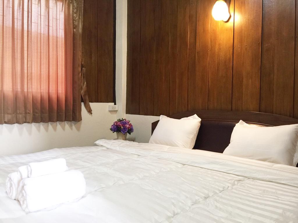 Phrasing Guest house