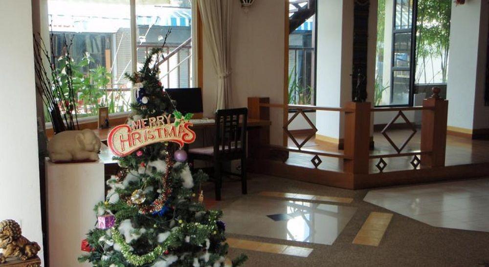 Night Bazaar Place Hotel