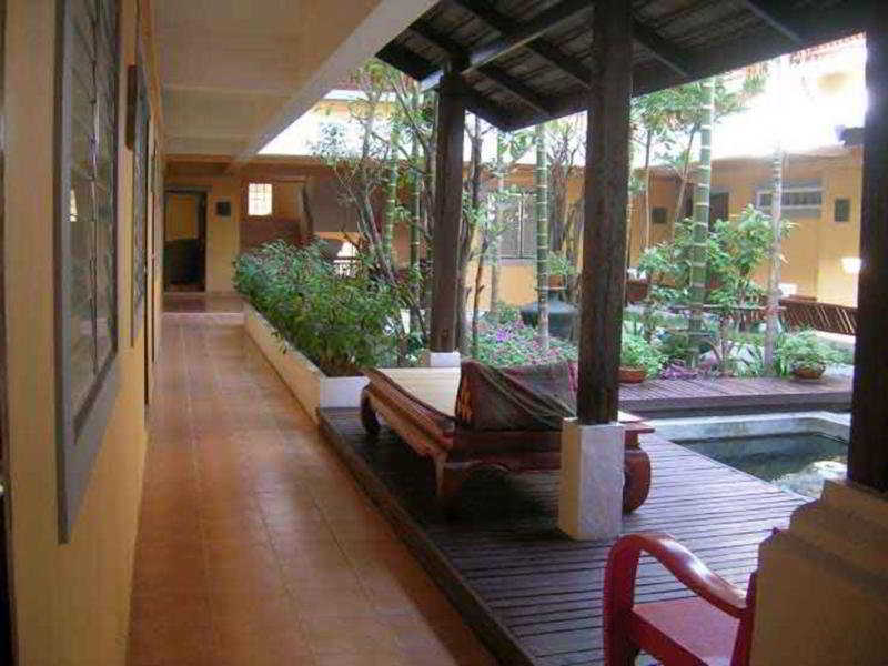 Hotel Tadkham Village, 3*