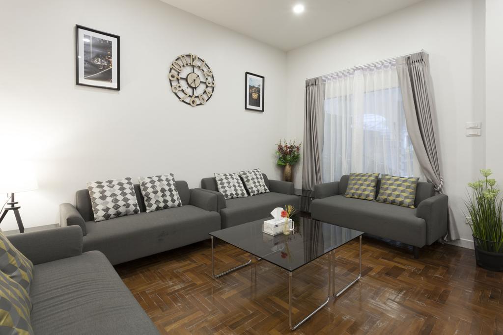 Cozy By Nan Bed & Breakfast 2*