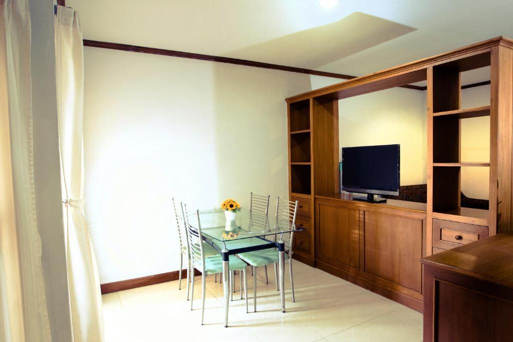 Hotel The -sha Extra