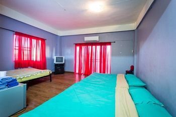 Yak Hotel 2*