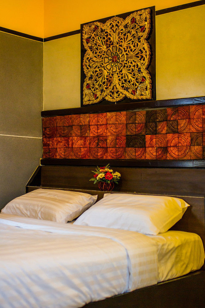 E Hotel
