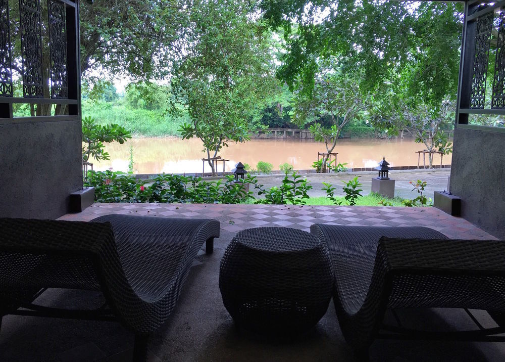 Resort Baan Nam Ping Riverside Chiang Mai