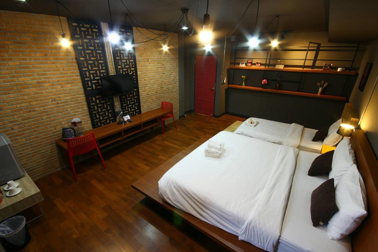 The Loft Nimman Hostel *