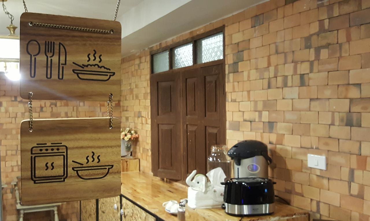 Bed & Breakfast Sridonchai Heritage, Night Bazaar Chiang Mai