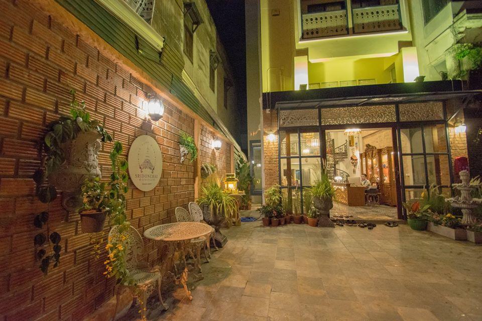 Sridonchai Heritage, Night Bazaar Bed & Breakfast