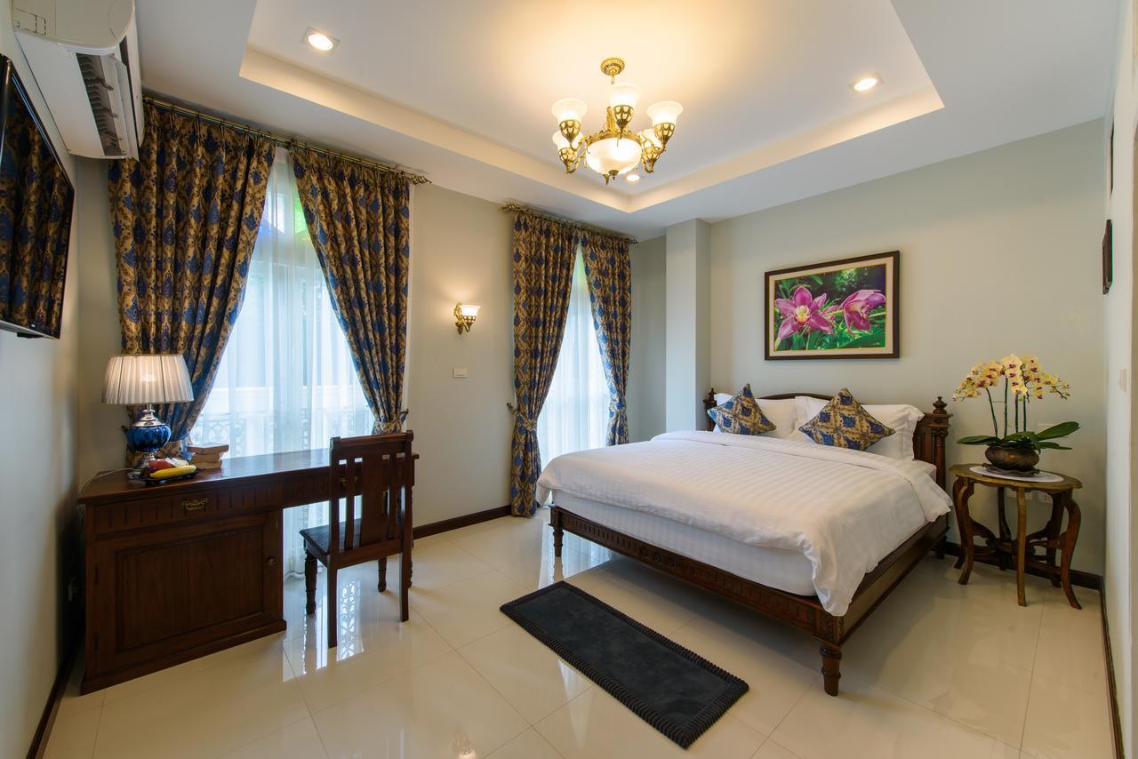Hotel The Velvet Orchid